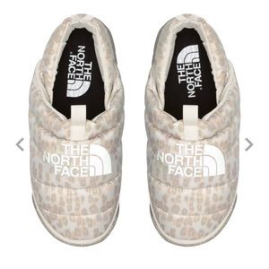 SOLD!! The North Face Nupste Slippers/Mules, Sz 6, Leopard print, Indoor/Outdoor